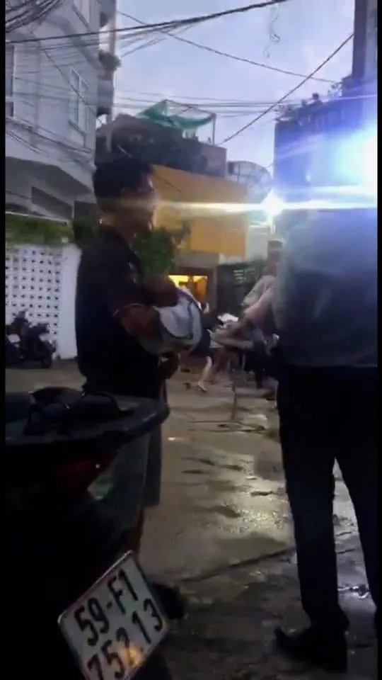 Công an điều tra vụ thẩm phán và giảng viên bị tố “bắt” cháu nhỏ ở trung tâm TPHCM ảnh 1