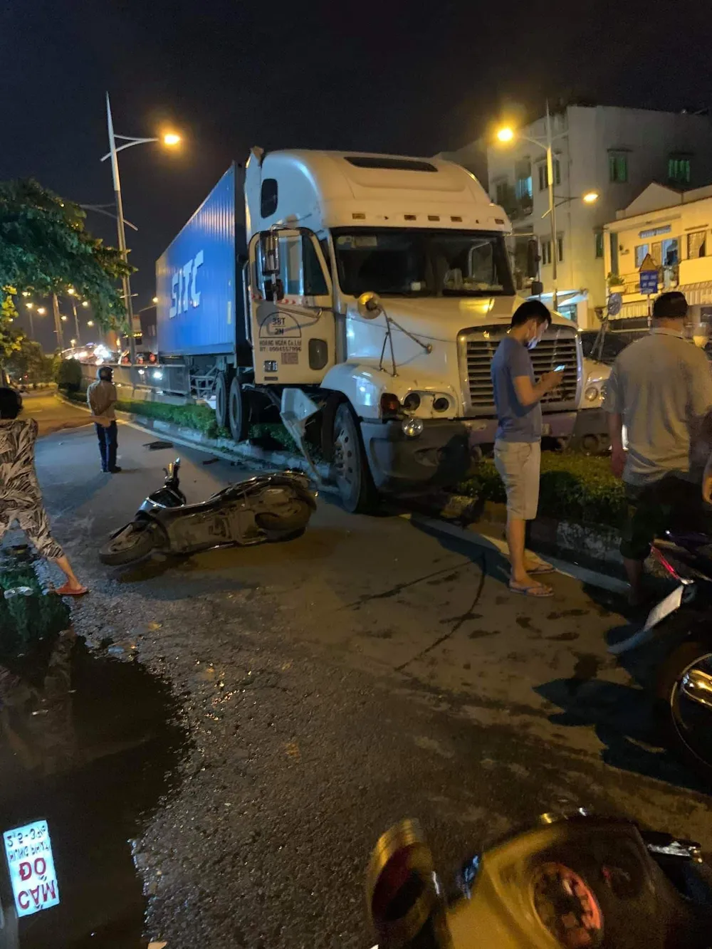 Khởi tố, bắt tạm giam tài xế container sử dụng ma túy gây tai nạn khiến 2 người thương vong ảnh 1