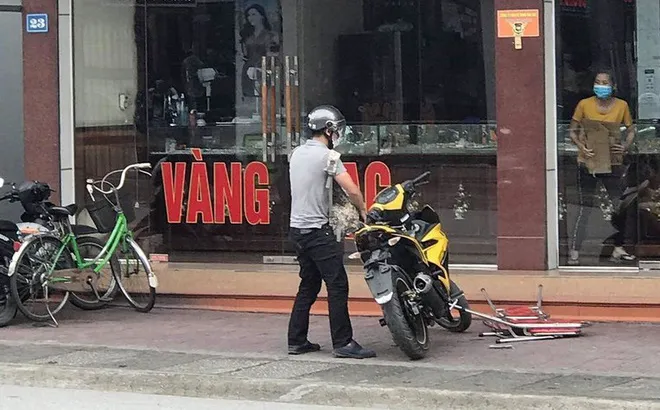 Hình ảnh đối tượng được người dân ghi lại.