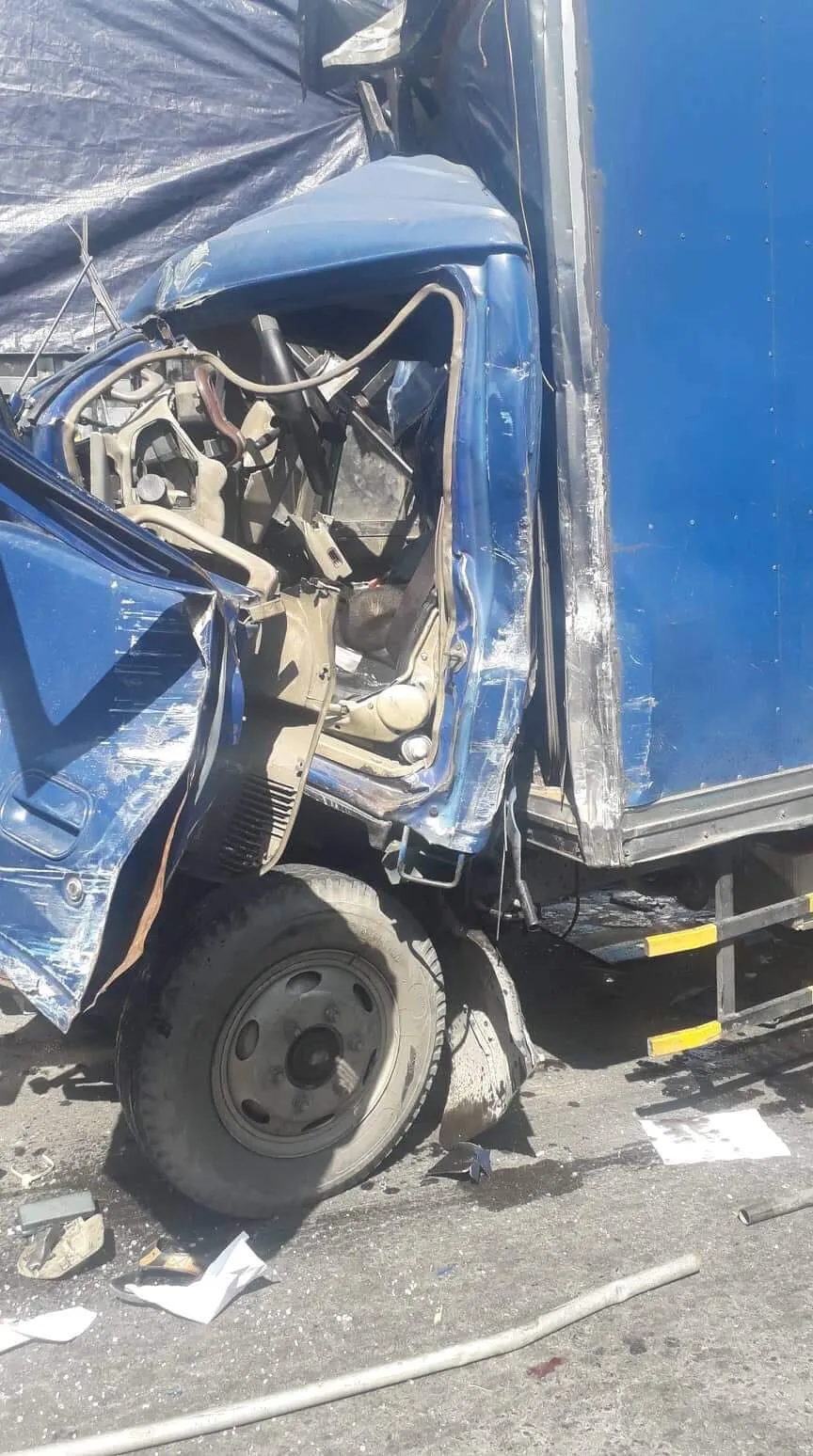 Tai nạn liên hoàn  trên Xa lộ Hà Nội, ít nhất 2 người thương vong ảnh 4