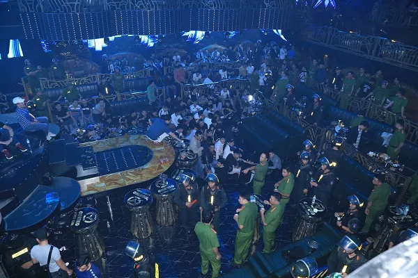 Bí thư Tỉnh ủy biểu dương thành tích của Công an tỉnh Đồng Nai ảnh 1