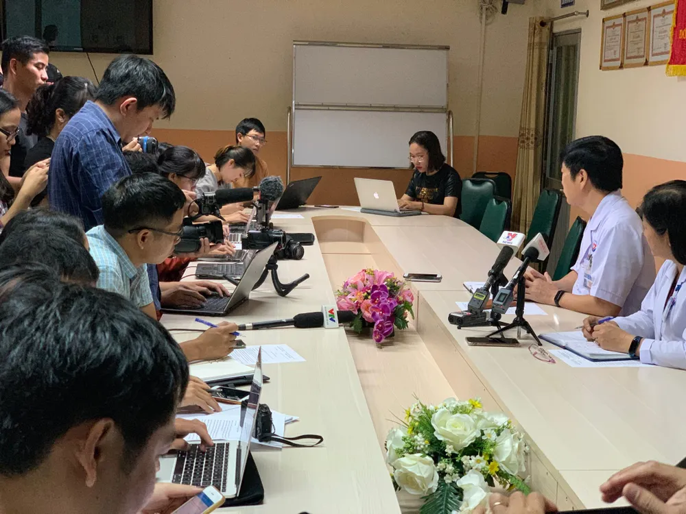 Bệnh viện Trưng Vương thông tin vụ người đàn ông nổ súng tự sát tại Khoa Cấp cứu ảnh 1