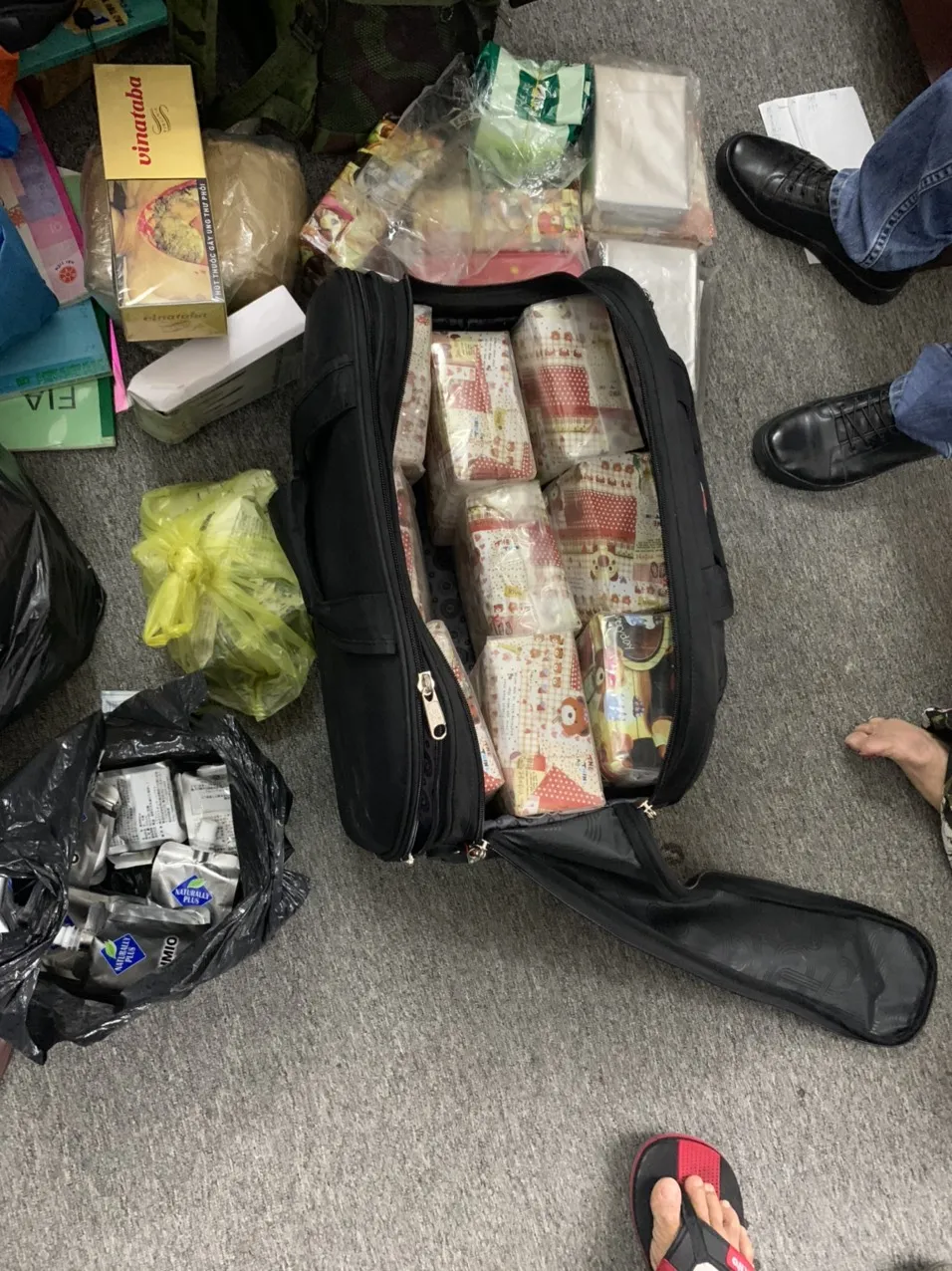 Hành trình phá đường dây ma túy thu 50 bánh heroin, 35kg ma túy đá... ảnh 3