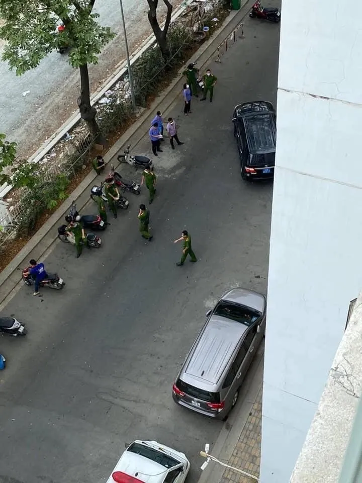Công an TPHCM khám nghiệm hiện trường nơi Tiến sĩ Bùi Quang Tín tử vong ảnh 1