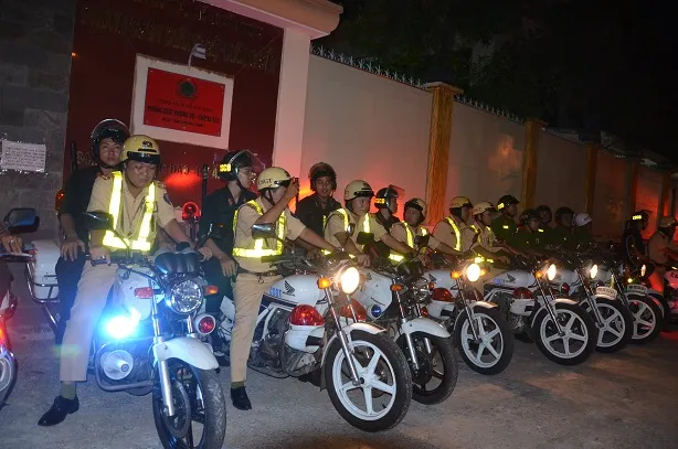 CSGT TPHCM mở cao điểm phòng, chống tình trạng tụ tập, chạy xe gây rối ảnh 1