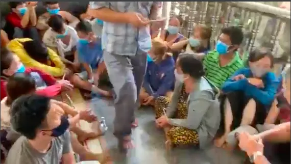 Triệt phá sòng bạc ở nghĩa trang gia tộc quận 12, tạm giữ 27 đối tượng ảnh 2