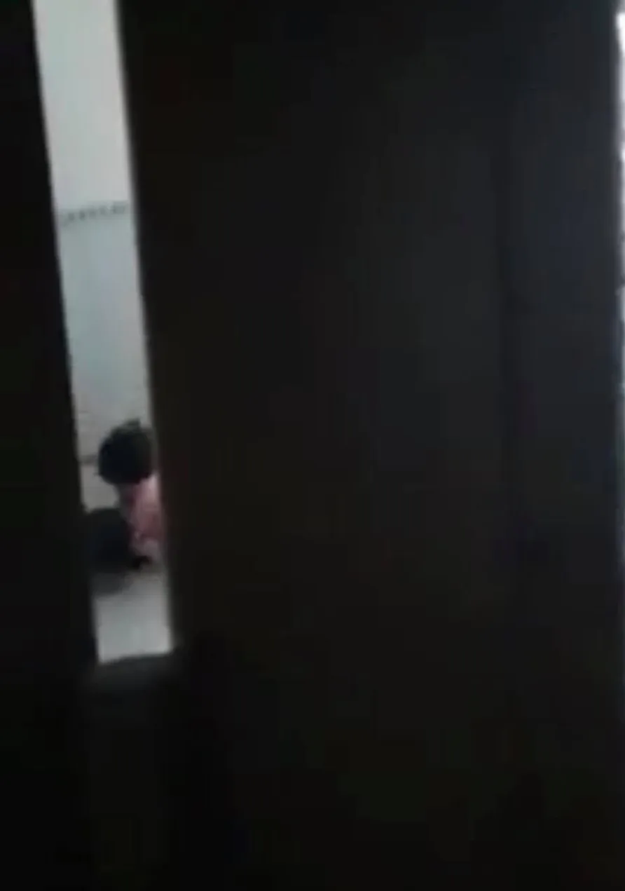 Khởi tố người cha dượng bạo hành bé gái ở quận Tân Phú ảnh 2