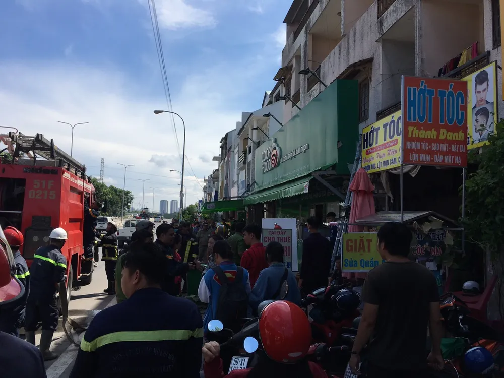 Cháy khu nhà trọ sinh viên ở quận 9 ảnh 2