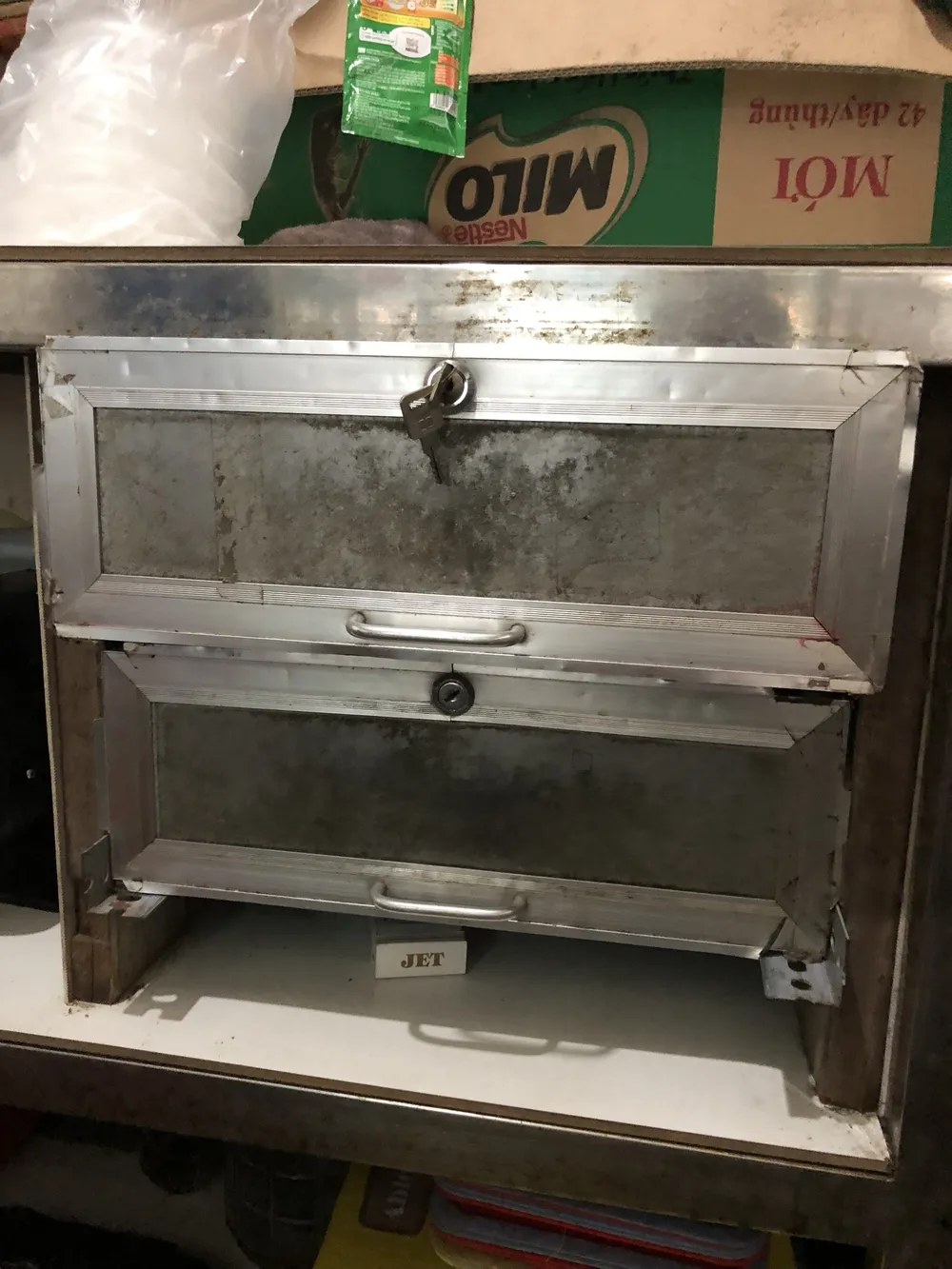 Triệt phá ổ buôn bán ma túy của ông chủ quán cơm bình dân tại quận Bình Tân ảnh 3