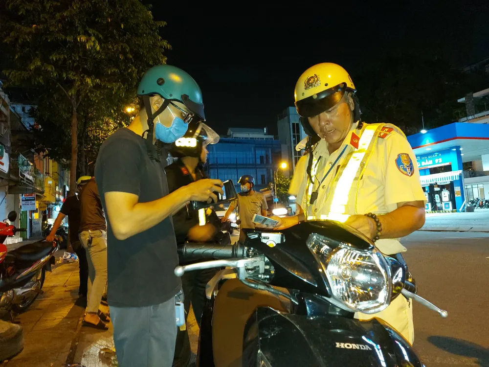 CSGT TPHCM mở cao điểm bảo đảm trật tự an toàn giao thông, trật tự xã hội ảnh 1