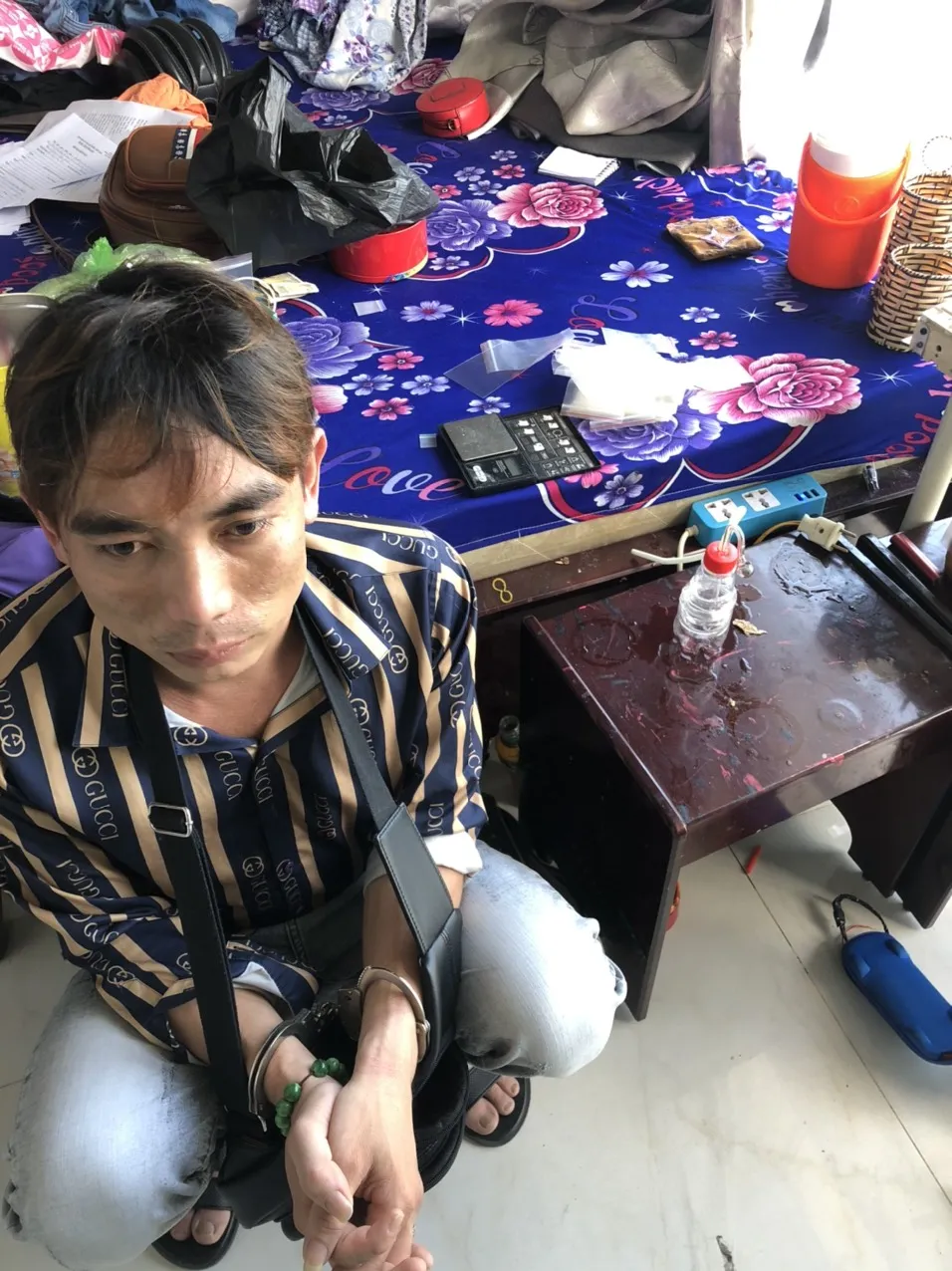 Thuê nhà nghỉ để bán ma túy ảnh 1