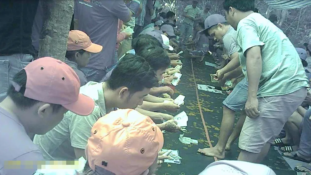 Vụ sới bạc “khủng” giữa rừng phòng hộ: Truy tố nhiều bị can ảnh 1