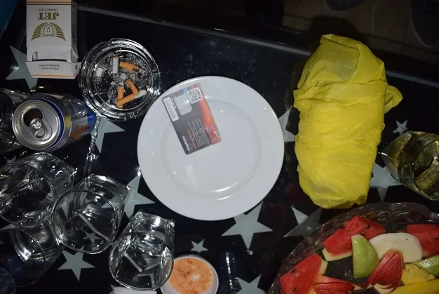 Phát hiện nhiều đối tượng sử dụng, tàng trữ trái phép chất ma túy ở nhà hàng tại quận 1 ảnh 1