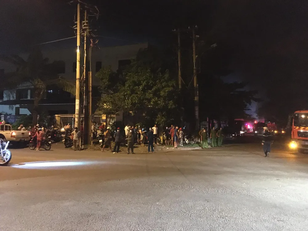 Cháy kho chứa hàng Công ty Sunhouse ở Khu công nghiệp Tân Tạo ảnh 3