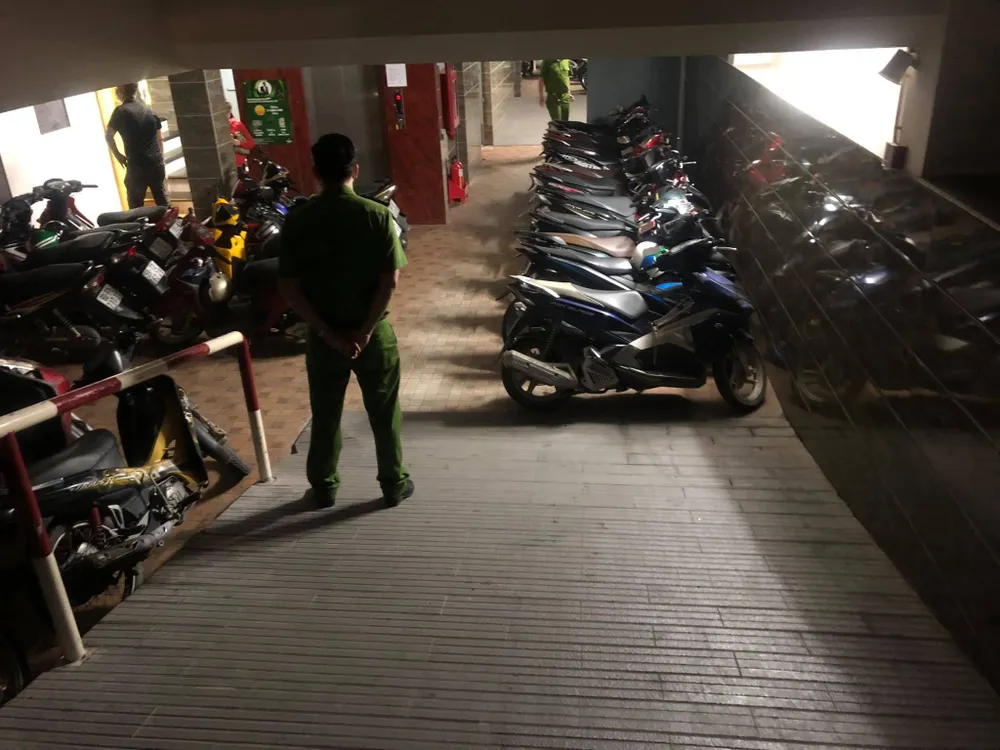 Kiểm tra phòng thu âm ở quận Bình Tân, phát hiện 42 nam nữ dương tính với chất ma túy ảnh 1