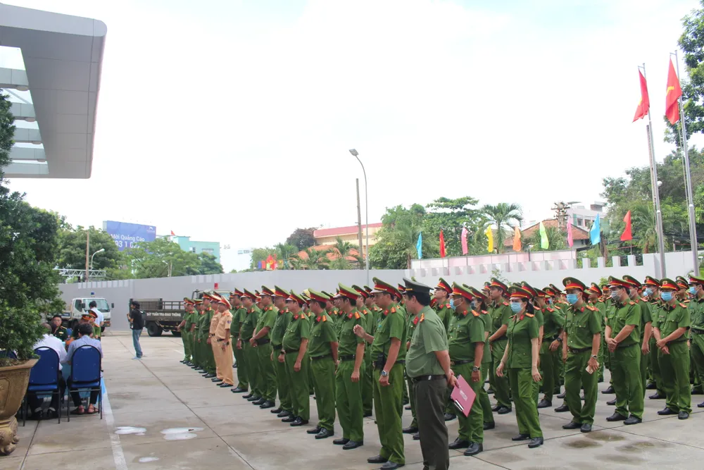 Công an TPHCM triển khai cao điểm đảm bảo an ninh trật tự trên địa bàn ảnh 7
