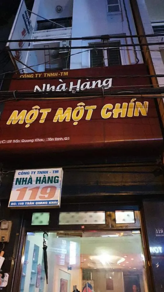 Bắt tạm giam quản lý nhà hàng kiêm “tú bà” môi giới cho nhân viên bán dâm ở quận 1 ảnh 3