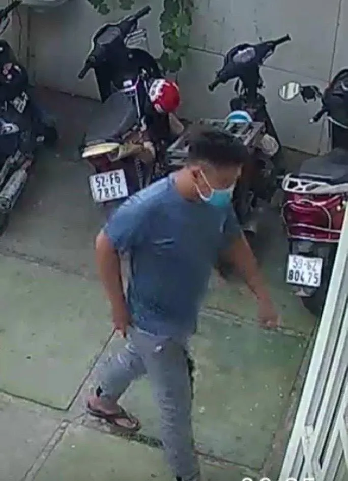 Công an phát thông báo truy tìm nghi phạm sát hại người phụ nữ trong khách sạn ở quận Thủ Đức ảnh 2