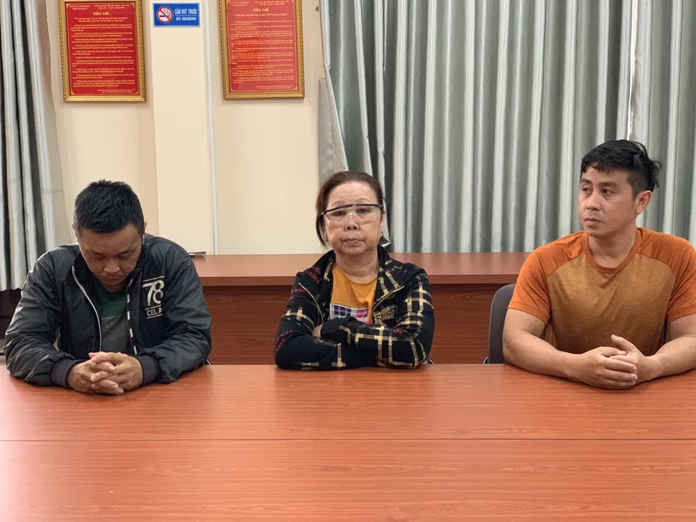 Phát hiện “xưởng” sản xuất bột ngọt giả nhãn hiệu nổi tiếng ở quận 8 ảnh 1