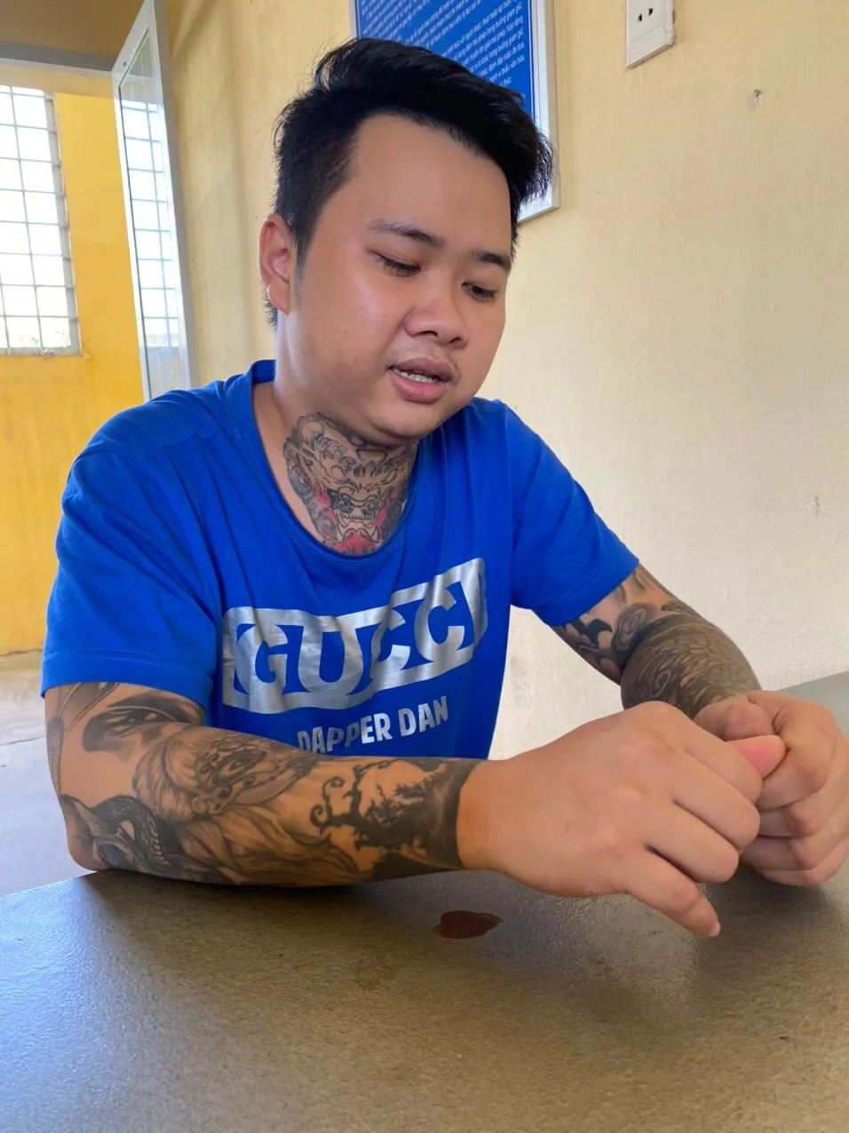 Khởi tố nam DJ cầm đầu đường dây mua bán ma túy vận chuyển bằng xe khách ảnh 1