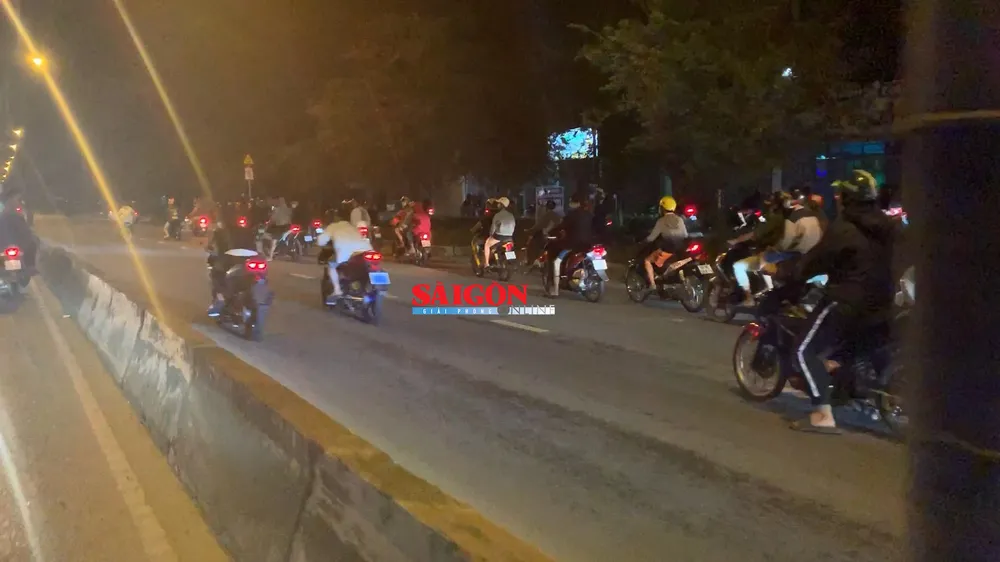 Vụ hàng trăm “quái xế” bị công an vây bắt ở quận Thủ Đức: Tạm giữ 2 đối tượng ảnh 9