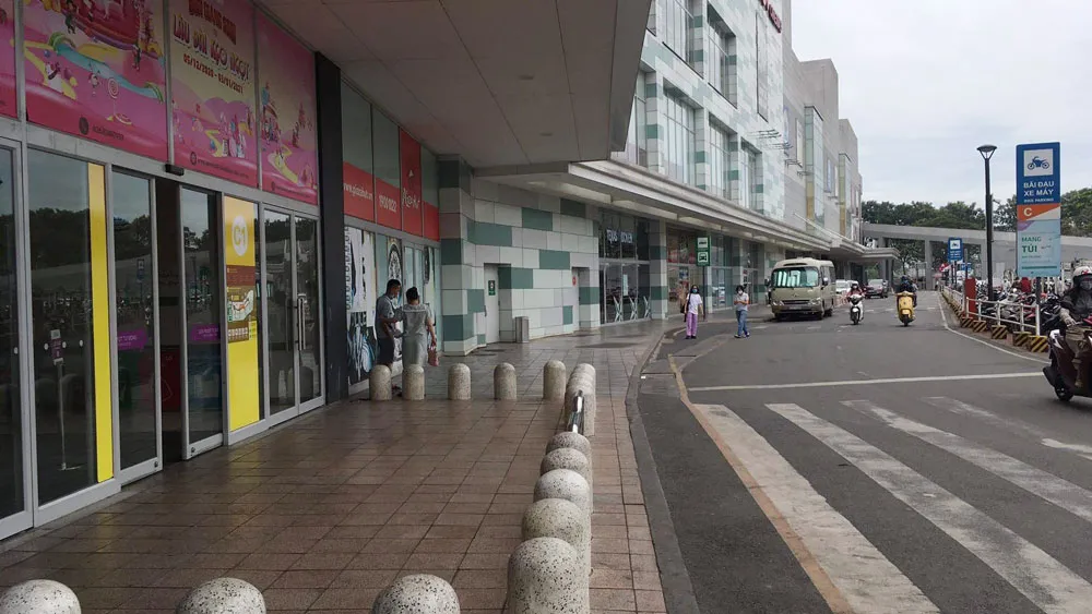 Công an nổ súng trong vụ hỗn chiến ở Aeon Mall Tân Phú ảnh 4