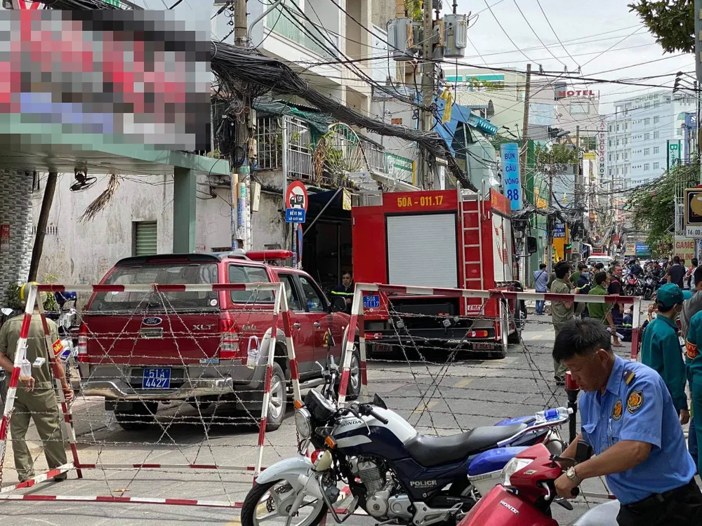 Nổ lớn ở quán bún tại quận Phú Nhuận ảnh 1