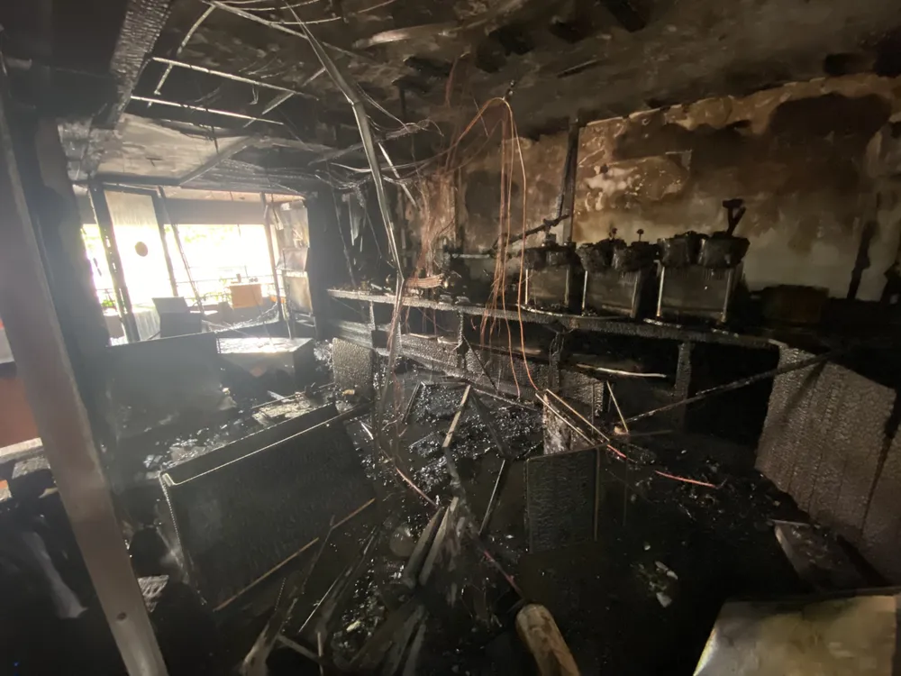 Cháy cửa hàng đặc sản Đà Lạt ở quận 5, nhiều tài sản bị thiêu rụi ảnh 16