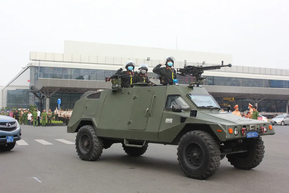 Đảm bảo tuyệt đối an ninh, trật tự tại Cảng hàng không quốc tế Tân Sơn Nhất ảnh 5