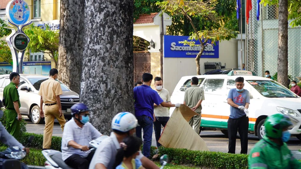 Điều tra vụ một người đàn ông nước ngoài tử vong trên đường phố ở quận 3 ảnh 2