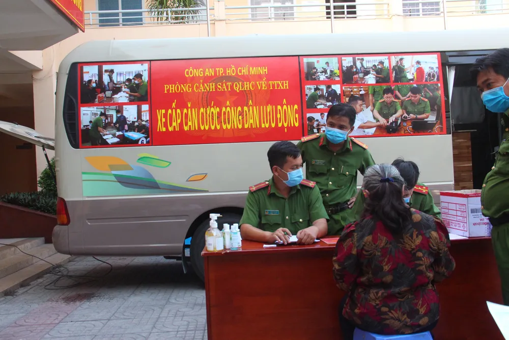 Tạm dừng cấp CCCD gắn chip ở trụ sở Phòng PC06, Công an TPHCM ảnh 1