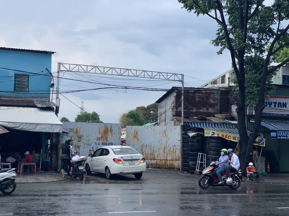 Chưa giải quyết dứt điểm hoạt động 2 bến xe cóc trên đường Đinh Bộ Lĩnh, quận Bình Thạnh  ảnh 6