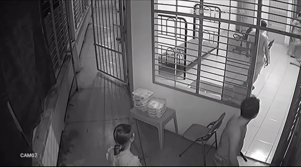 Cán bộ đánh học viên ở Cơ sở tư vấn và cai nghiện ma túy Bình Triệu bị khiển trách và chuyển công tác ảnh 2