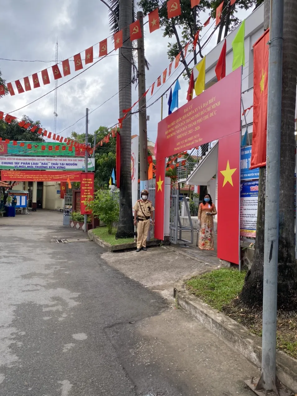 CSGT TPHCM đảm bảo trật tự an toàn giao thông, an ninh trong ngày bầu cử ảnh 7