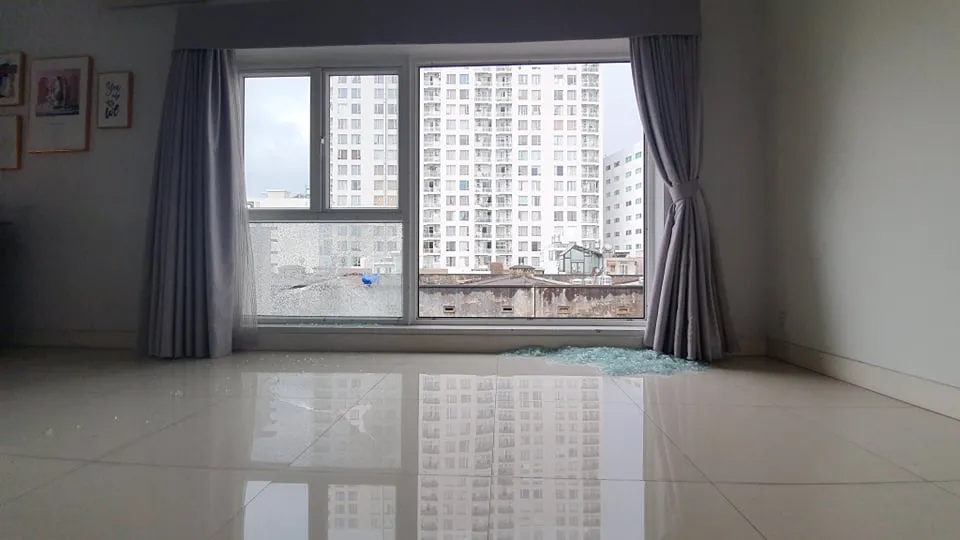 Đã làm rõ vụ nhà dân nhiều lần bị bắn vỡ kính ở quận 1 ảnh 2