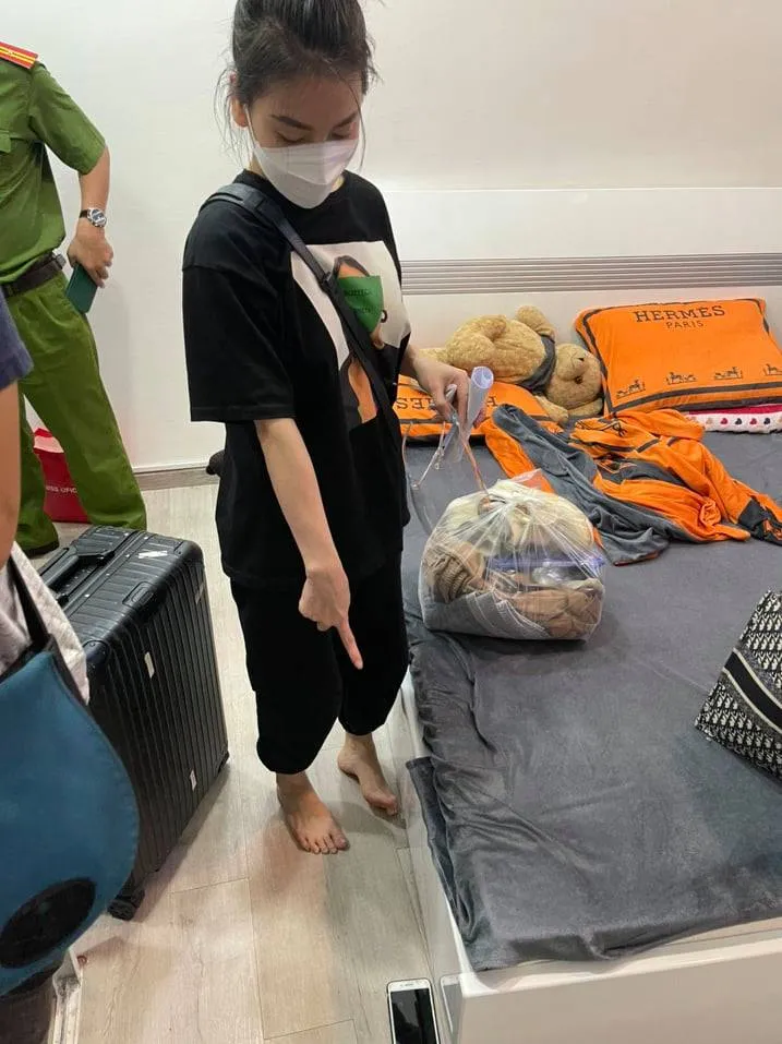 Mất hàng trăm triệu đồng vì đưa phụ nữ về nhà “tâm sự” trong mùa dịch Covid-19 ảnh 1