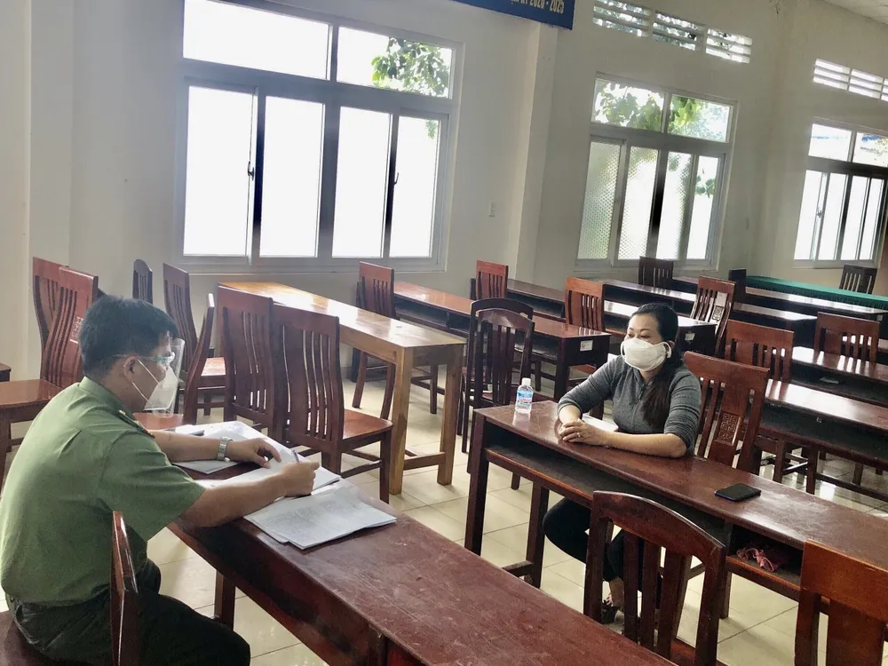 Công an làm việc với 2 người đăng thông tin chưa kiểm chứng trên mạng facebook ảnh 2