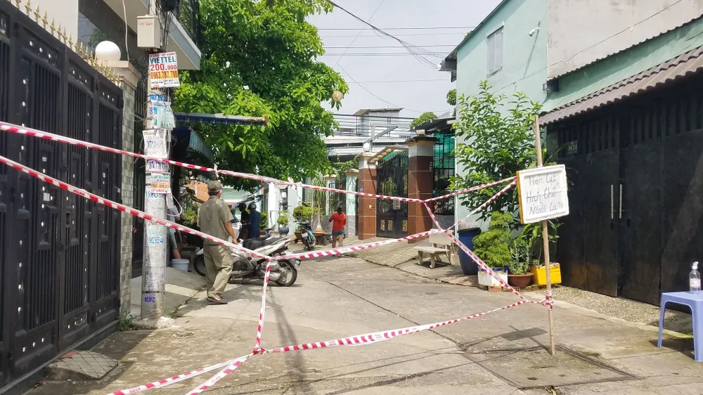 Người đàn ông tử vong ở phòng trọ quận Bình Tân ảnh 1