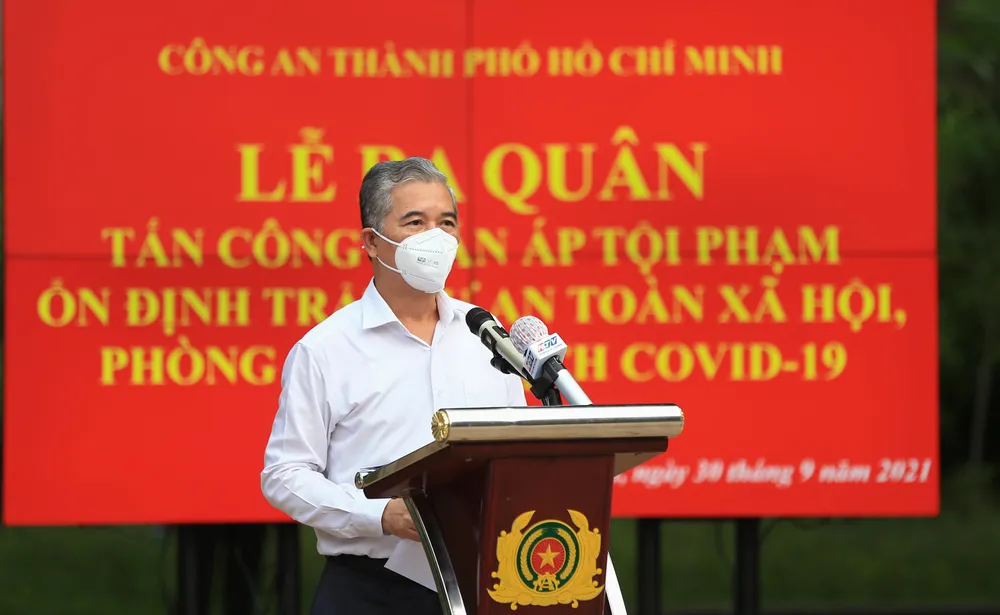 Công an TPHCM ra quân trấn áp tội phạm sau nới lỏng giãn cách xã hội ảnh 4