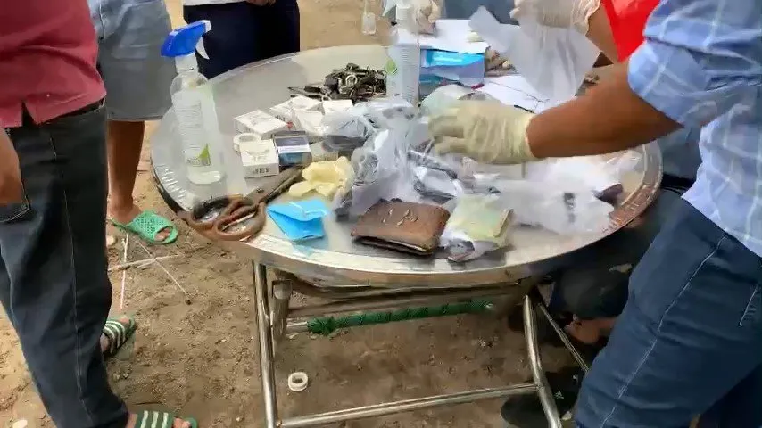 Phá trường gà ở quận Bình Tân, tạm giữ 19 đối tượng ảnh 1