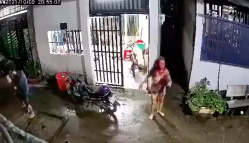 Lời khai của kẻ dùng dao đâm 2 vợ chồng tử vong ở huyện Hóc Môn ảnh 1