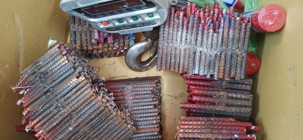 Bắt nhóm chuyên lừa đảo bán sắt qua mạng, chiếm đoạt tiền  ảnh 2