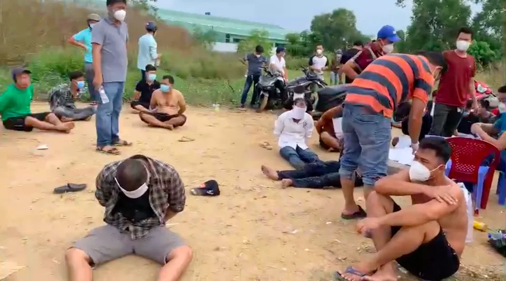 Công an phá nhiều tụ điểm tệ nạn xã hội ở quận Bình Tân  ảnh 2