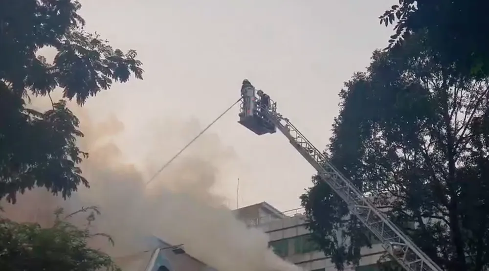 Cháy lớn ở quán Canalis Club, quận 3 TPHCM ảnh 3