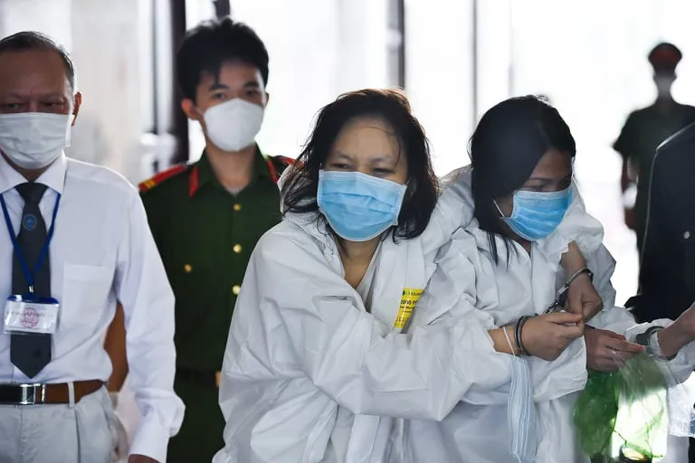 Hoãn phiên toà xét xử vụ giết người phi tang xác trong thùng phuy ảnh 3