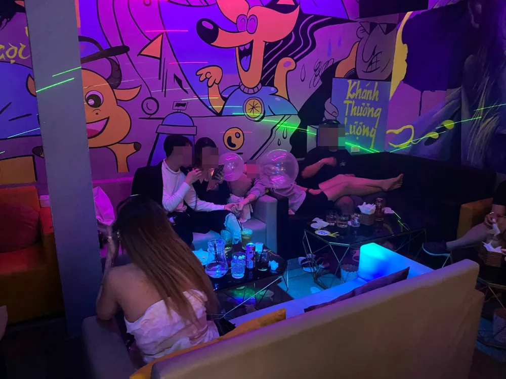 Nhiều người dương tính với chất ma túy tại quán Three OK trong đêm Giáng sinh ảnh 1