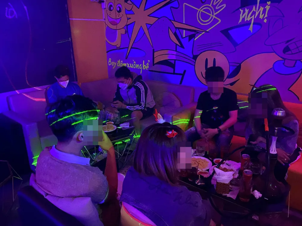 Nhiều người dương tính với chất ma túy tại quán Three OK trong đêm Giáng sinh ảnh 2