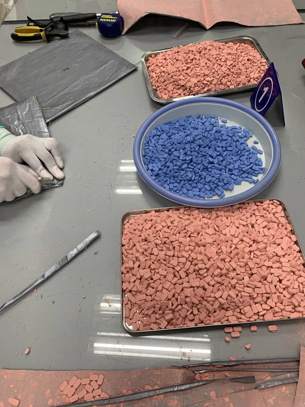 Thu giữ 25kg ma tuý và 18kg cần sa qua chuyển phát nhanh ảnh 4