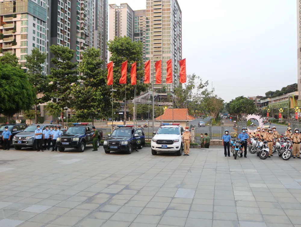 CSGT TPHCM ra quân kéo giảm tai nạn, ùn tắc giao thông dịp Tết Nguyên đán  ảnh 11
