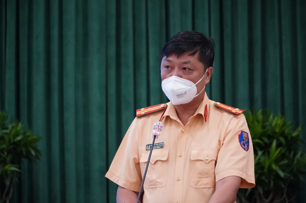 Công an kiểm tra Bến xe Miền Đông phát hiện tài xế nghi dương tính với ma tuý  ảnh 7